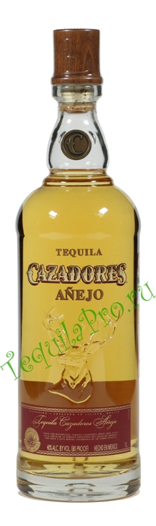 Текила Казадорес Аньехо 1 л Текила Cazadores Anejo 1 l